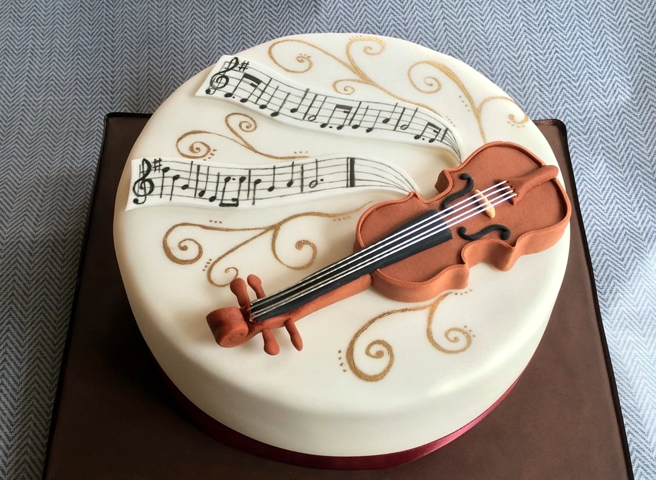 Тортик со скрипкой. Красивая картинка